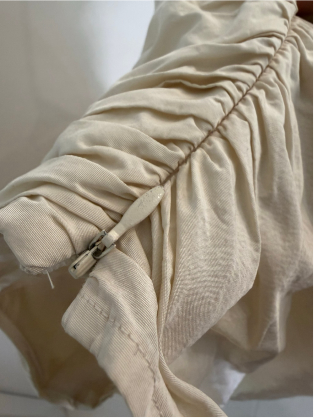 Sunday Best Ruched Long-Sleeve Crop Top - Cream - Size 2 - EUC - Picture 5 of 7